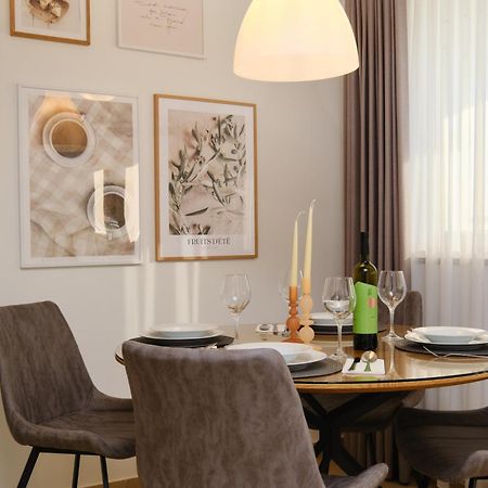 Apartments Divna 木洛希尼 外观 照片