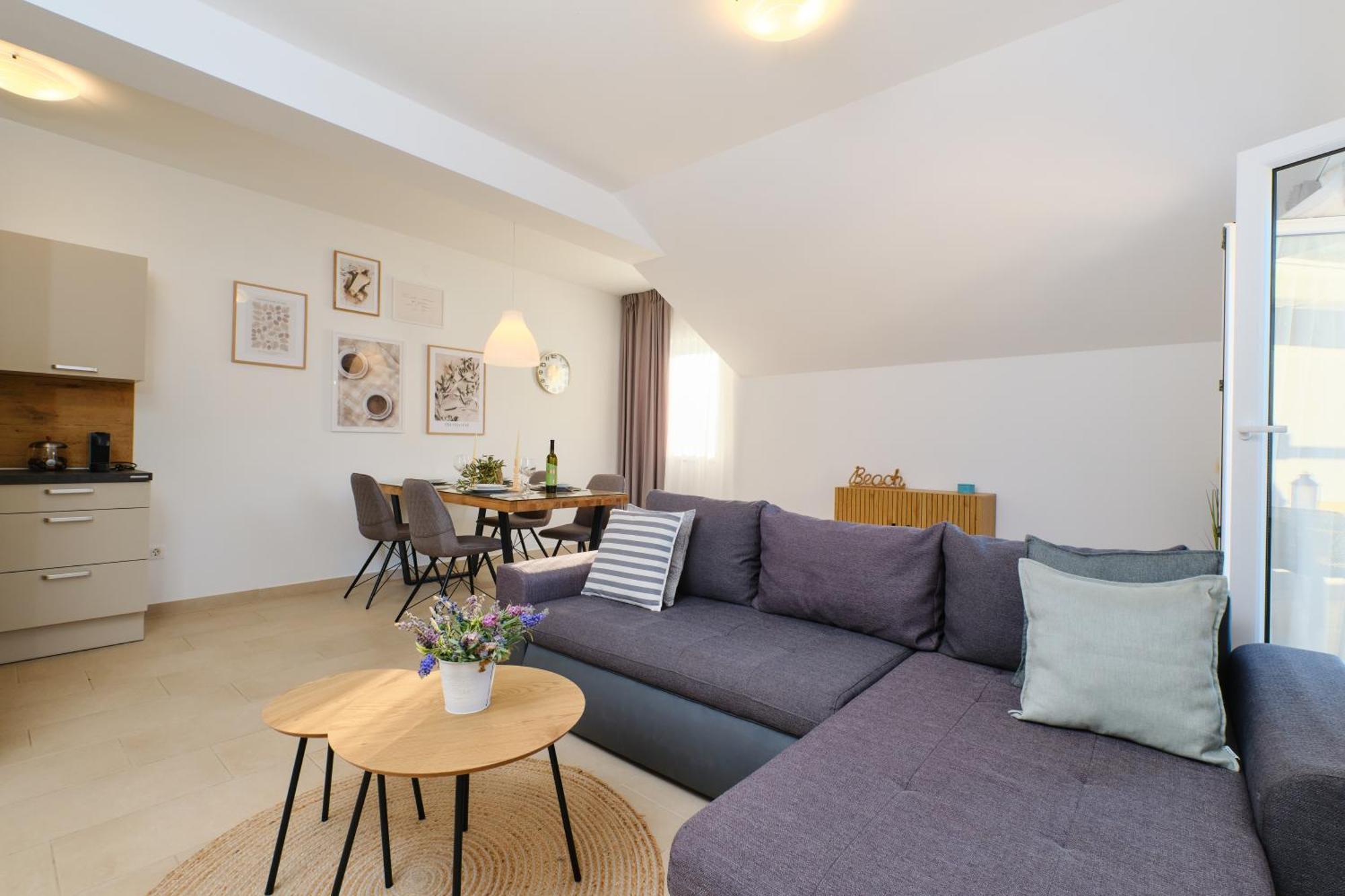 Apartments Divna 木洛希尼 外观 照片