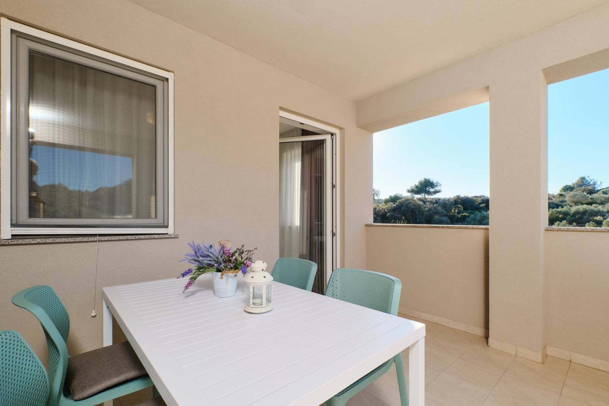 Apartments Divna 木洛希尼 外观 照片